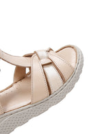 Kadın Bej Bilekten Bantlı Kalın Tabanlı Deri Comfort Sandalet | Derimod