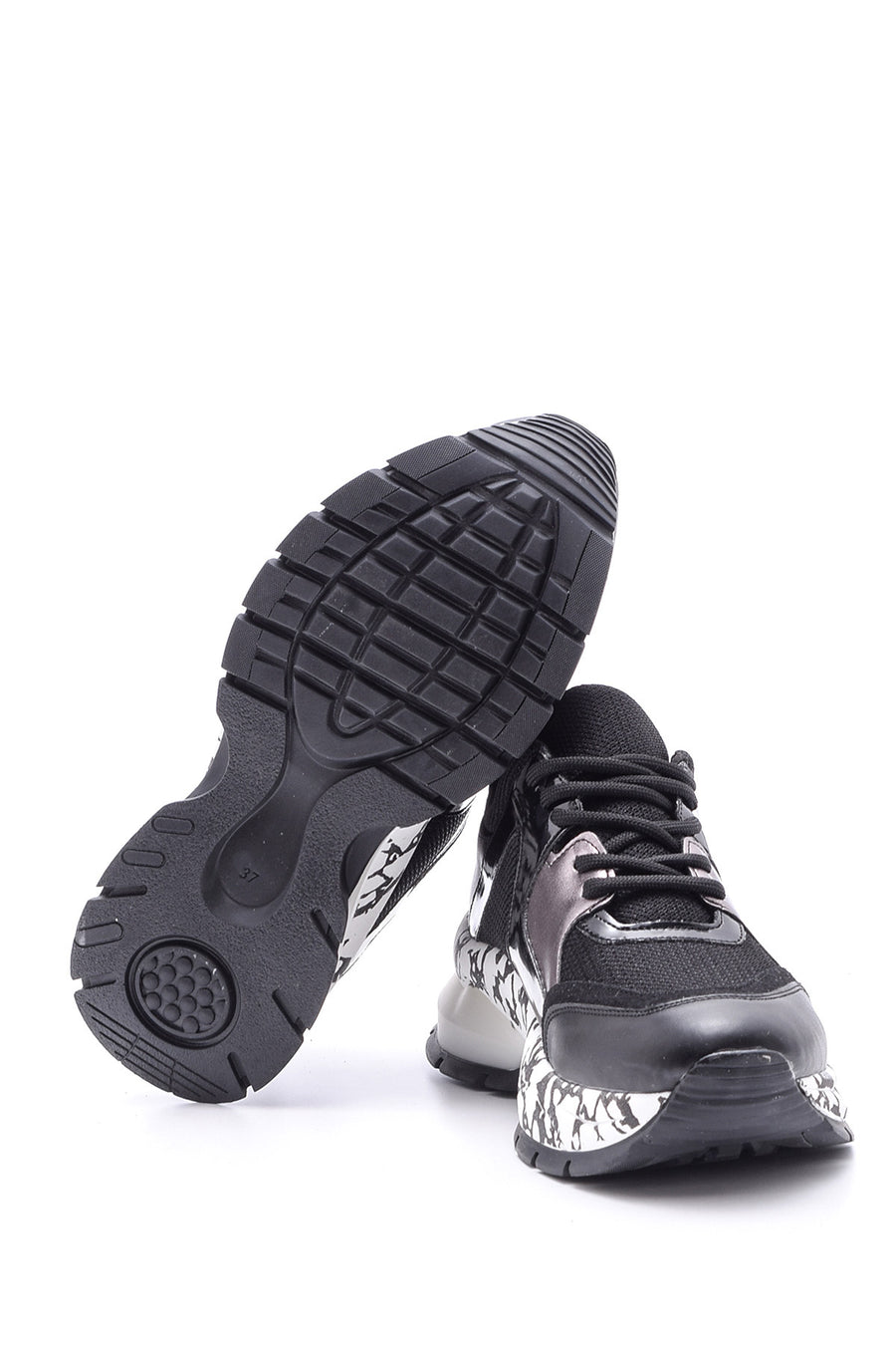 Women's High-Sole Patterned Sneaker
