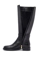 Woman Black Zippered Leather Boot | Derimod