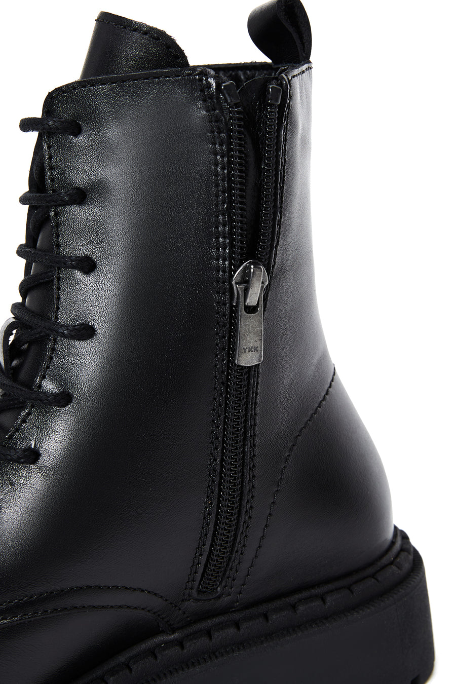 Women's Black Leather Zippered Boots Flat Boots