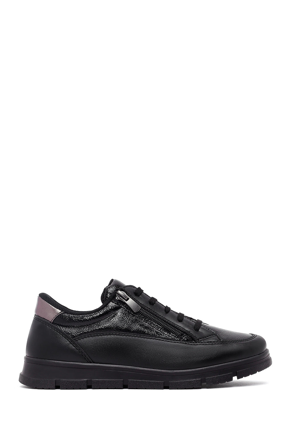 Kadın Siyah Bağcıklı Sneaker