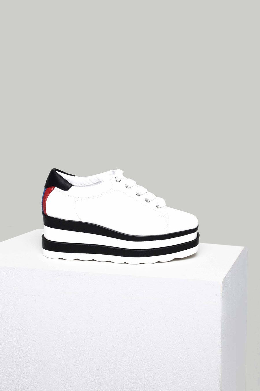High-Sole Women's Leather Sports Shoes