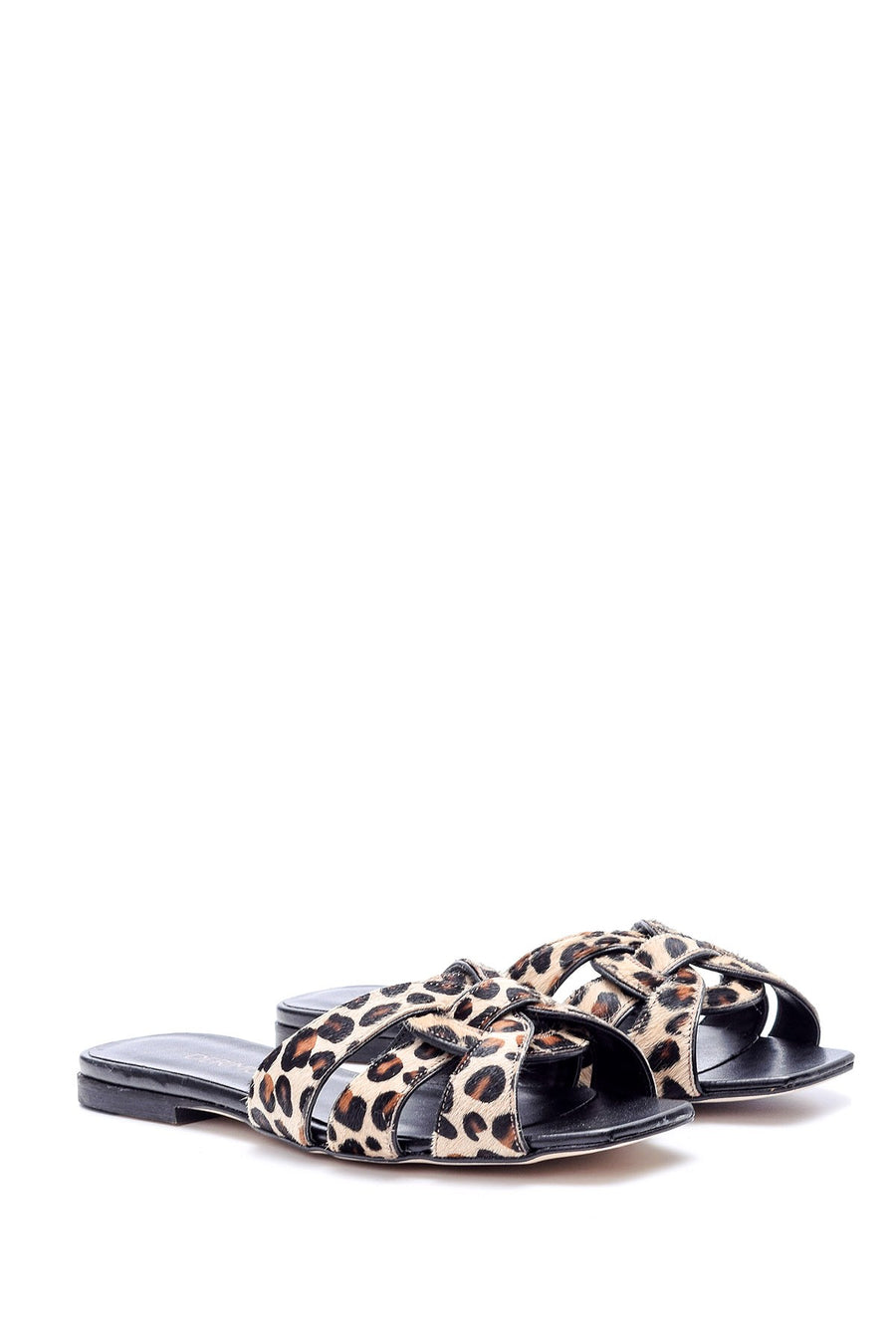 Women's Leopard Patterned Slippers