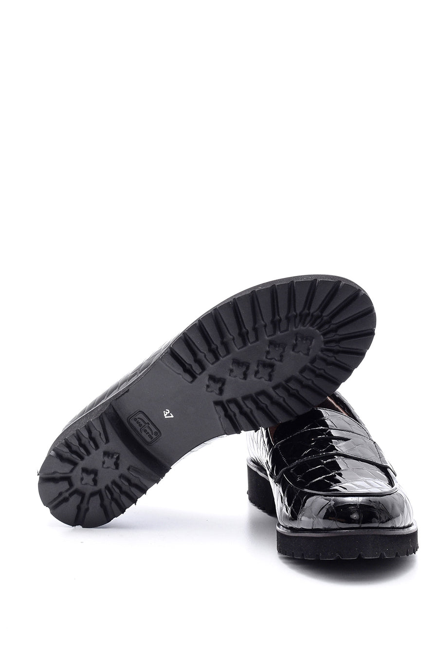 Women's Crocodile Patterned Leather Loafer