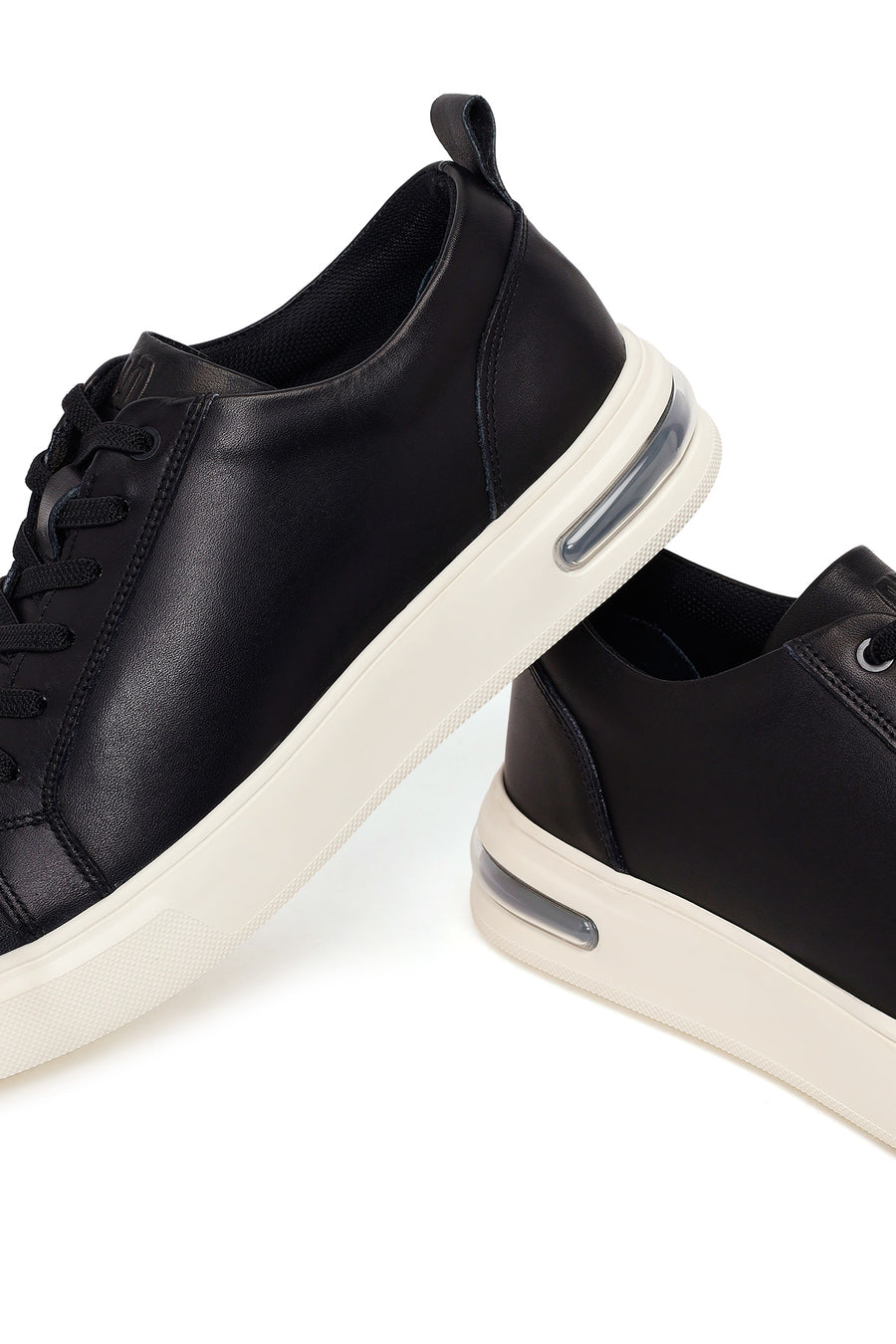 Male Black Lace-Up Leather Sneaker
