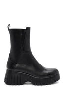 Women's Black Thick Soled Zippered Leather Boots | Derimod