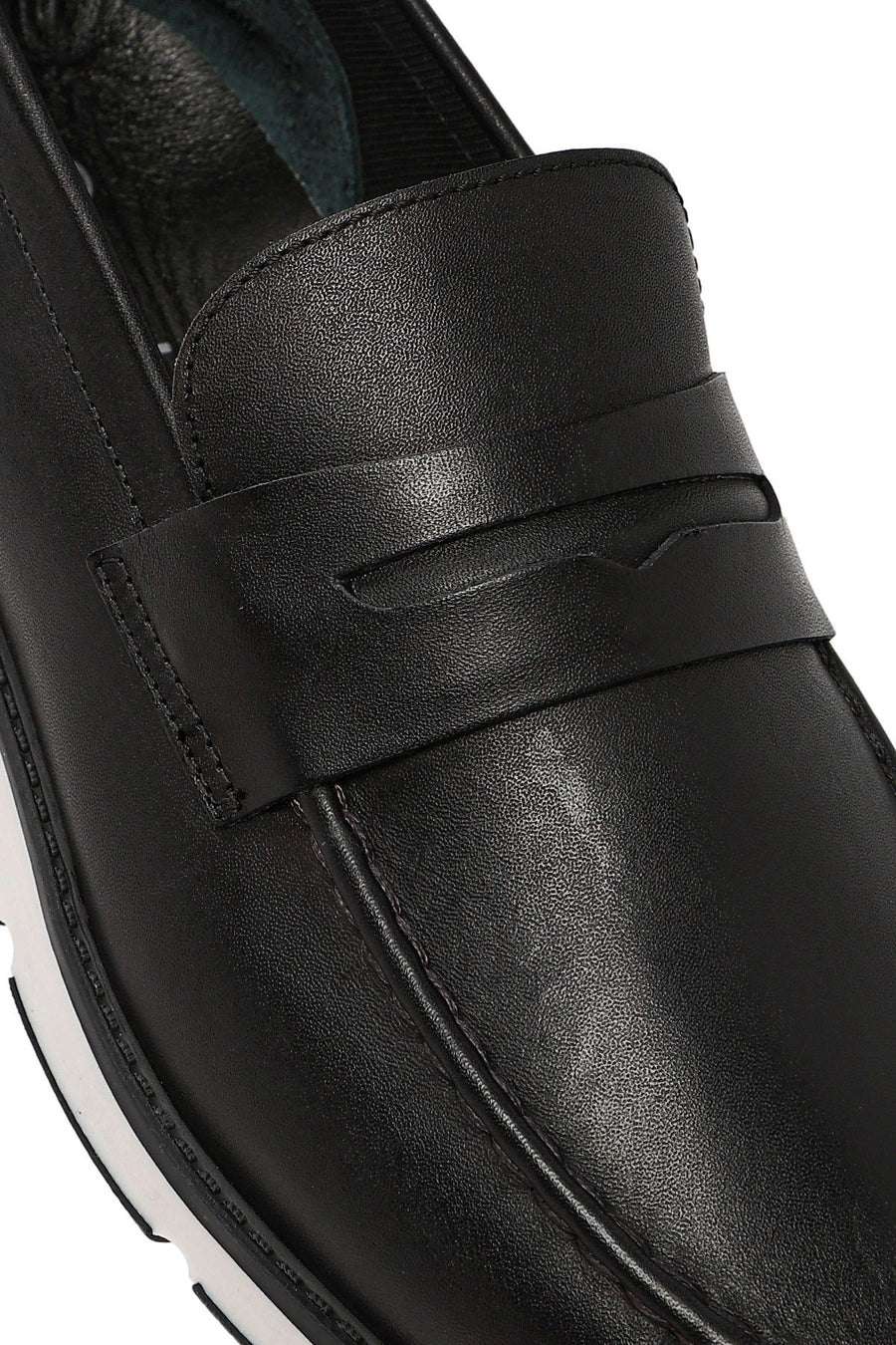Men's Black Leather Casual Loafer