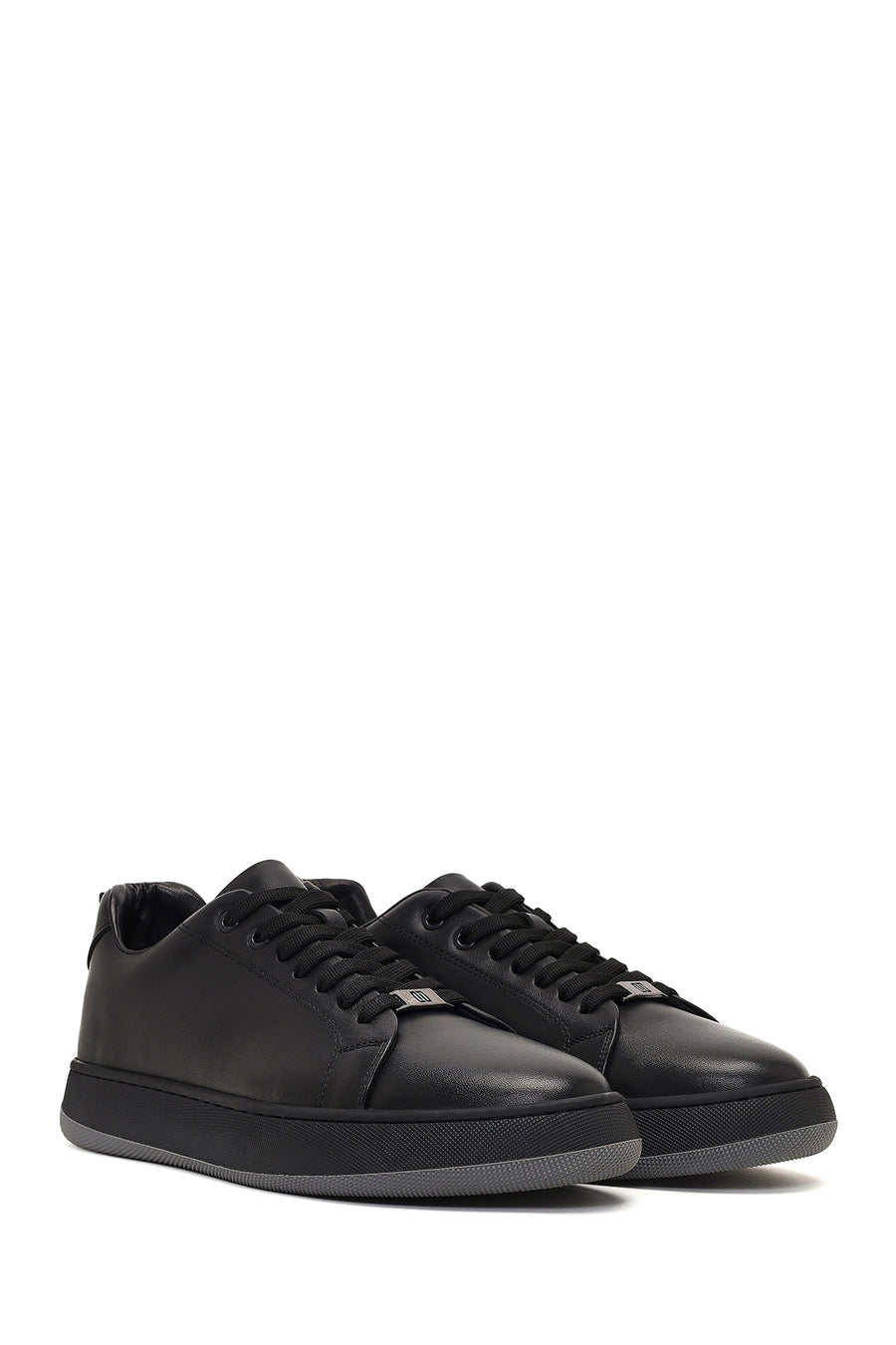 Male Black Lace-Up Leather Sneaker