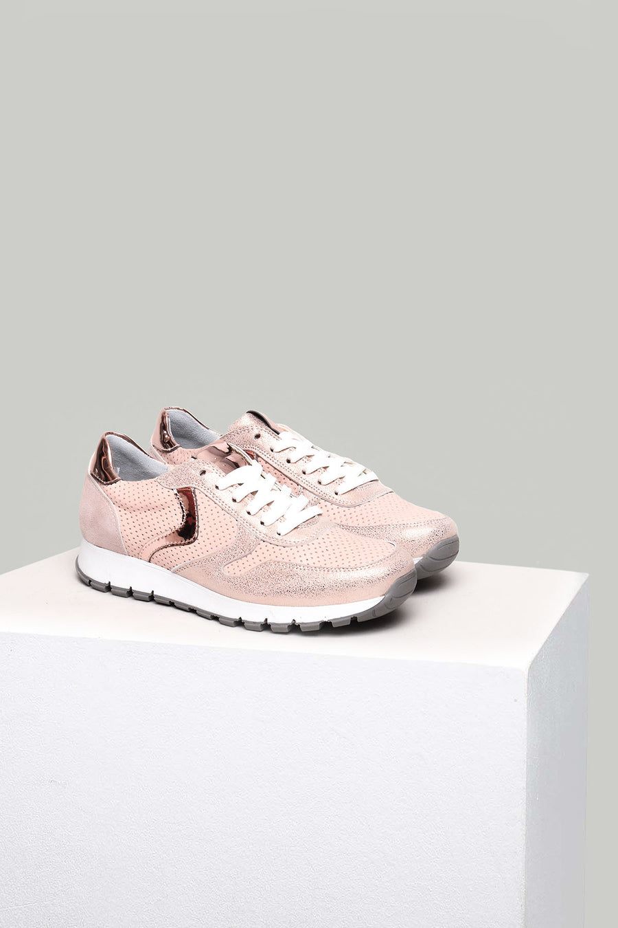 Women's Leather Sports Shoes