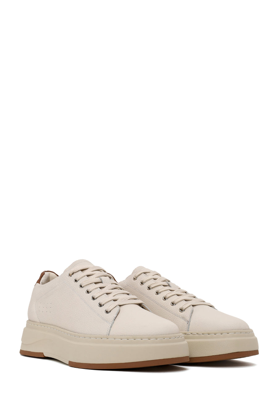 Erkek Beyaz Bağcıklı Kalın Tabanlı Deri Sneaker