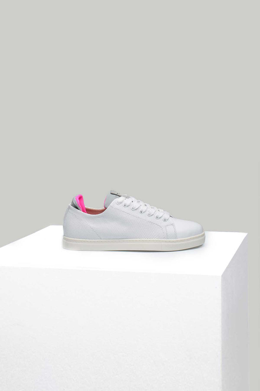 Beyaz Kadın Deri Sneaker