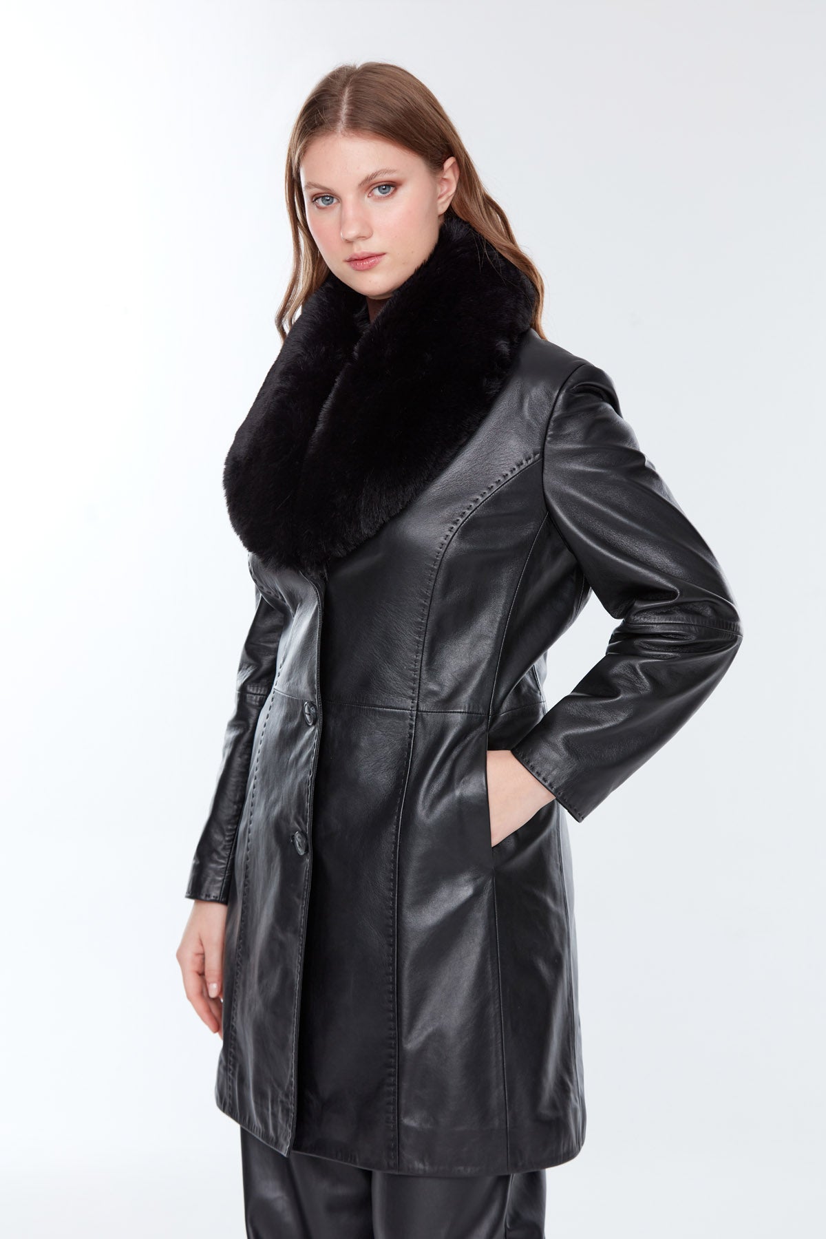 Christina Women's Black Plus Size Leather Coat 22WGE50421M | Derimod