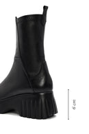 Women's Black Thick Soled Zippered Leather Boots | Derimod