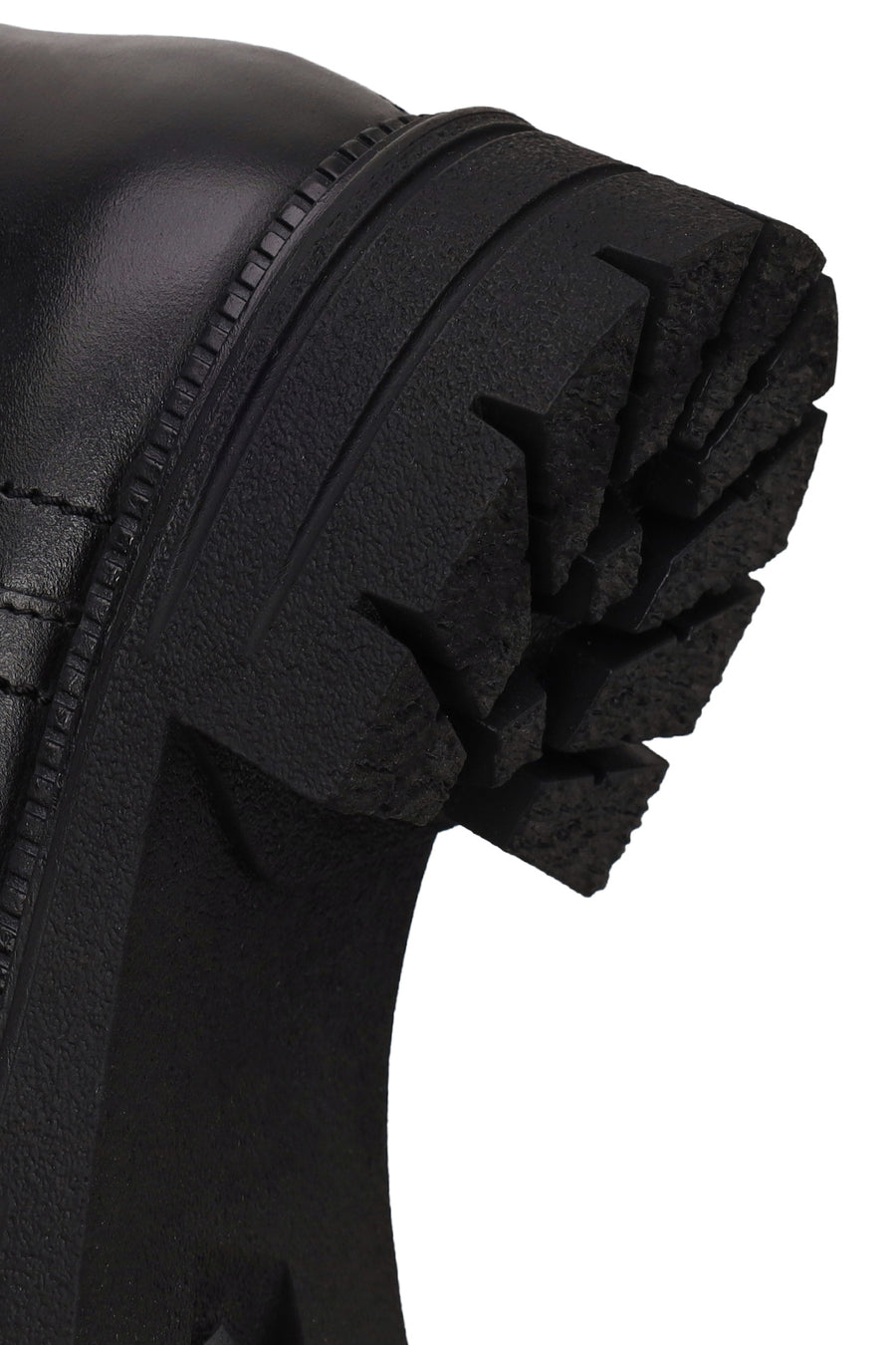 Woman Black Zip Closure Thick-Soled Leather Boots
