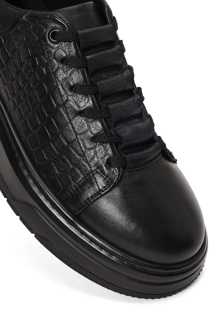 Erkek Siyah Bağcıklı Kalın Tabanlı Kroko Desenli Deri Sneaker