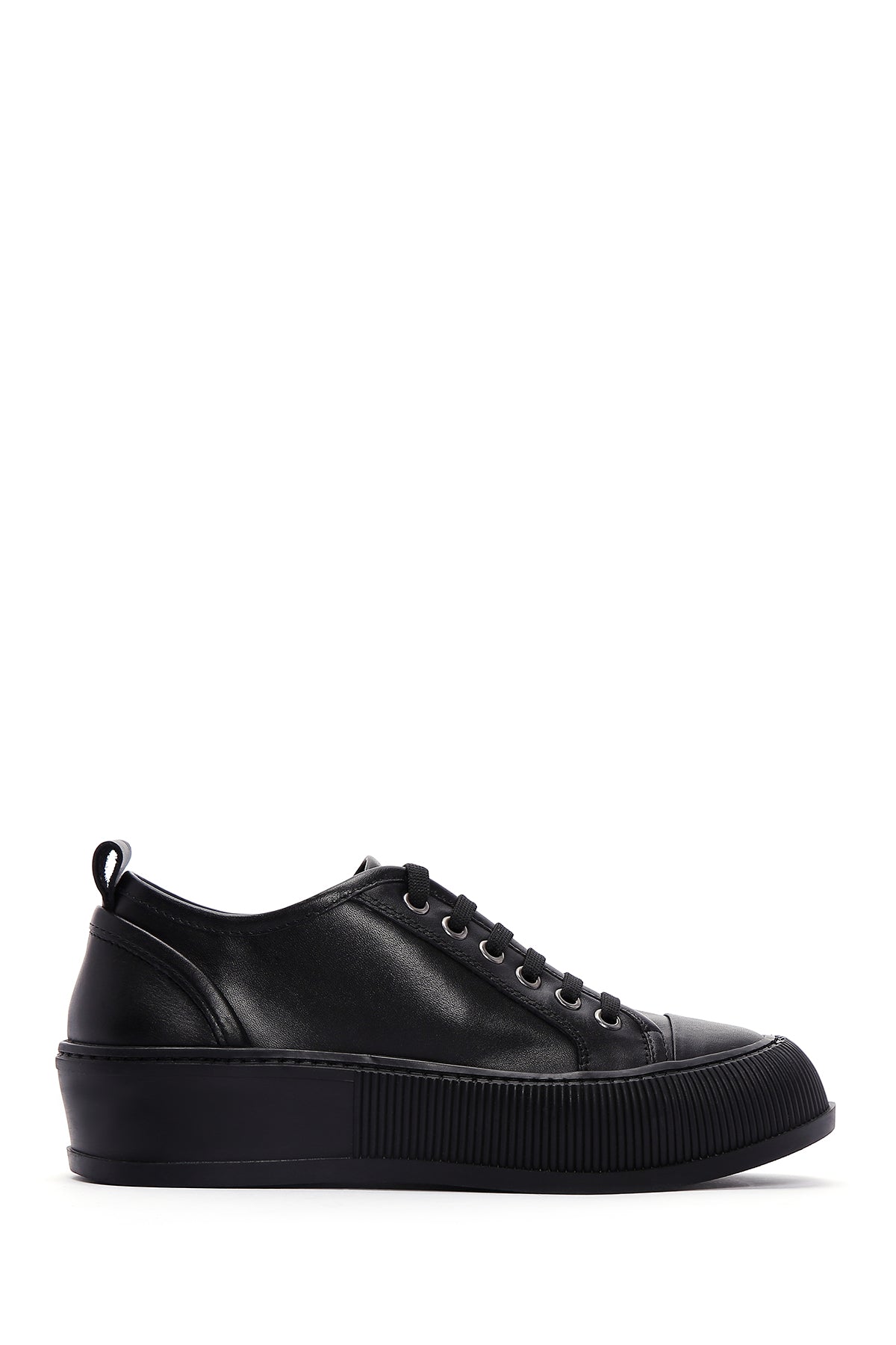 Women's Black Leather Thick Soled Sneaker 22WFD1371MT | Derimod