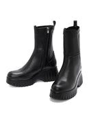 Women's Black Thick Soled Zippered Leather Boots | Derimod