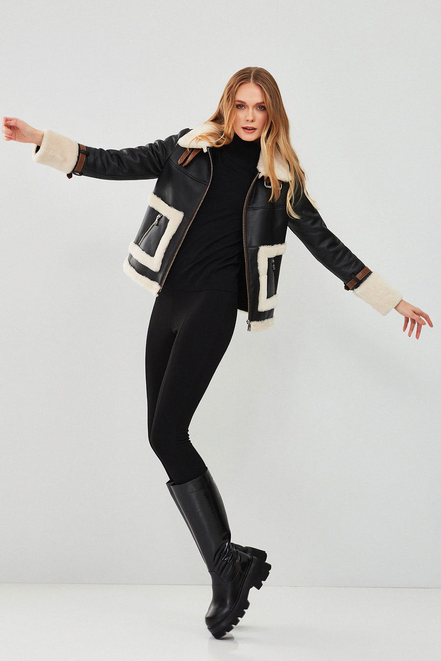 Megeve Kadın Siyah Deri Ceket