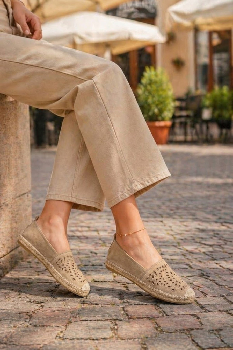 Woman Light Beige Suede Espadrilles