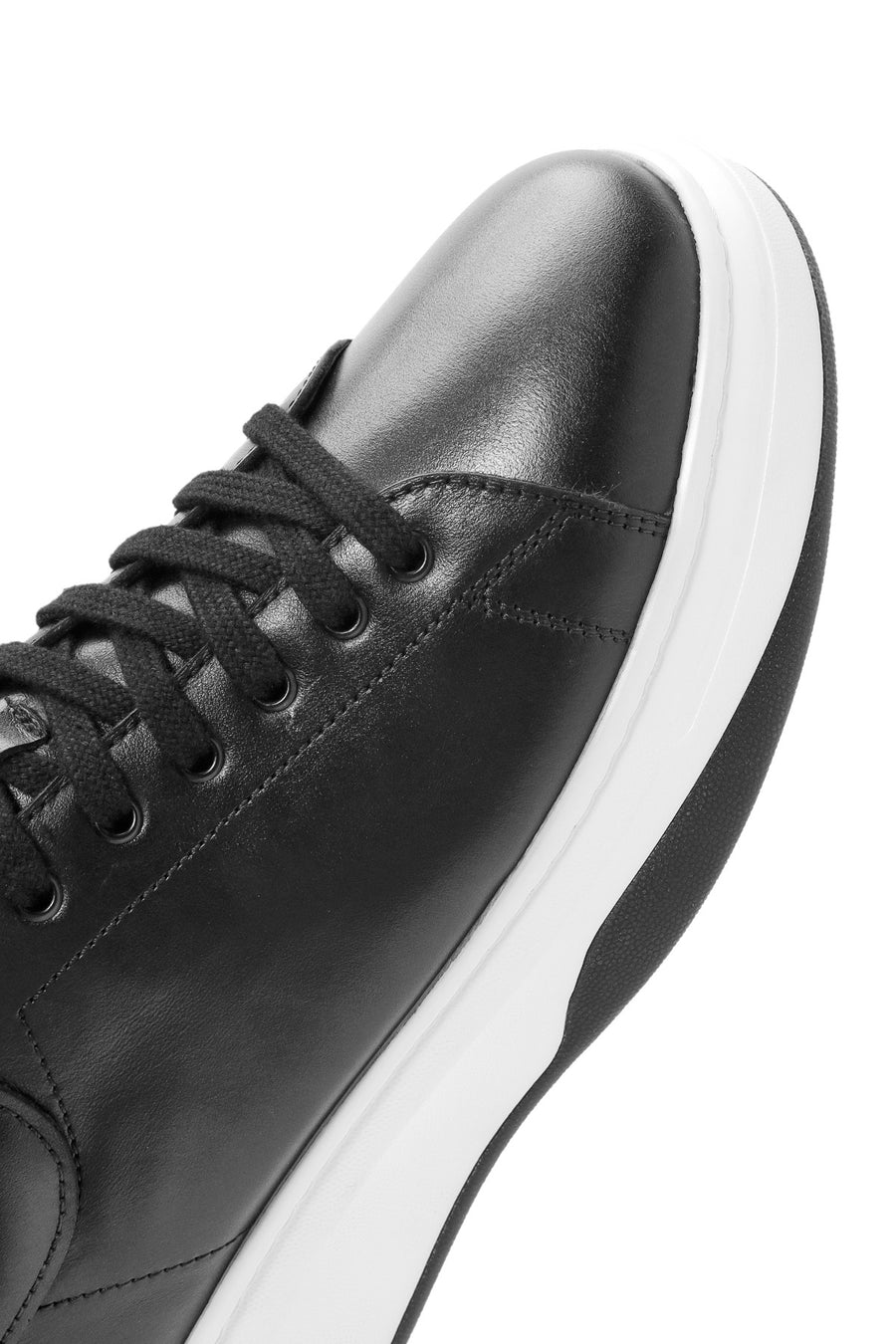 Male Black Lace-Up Thick-Soled Leather Sneaker