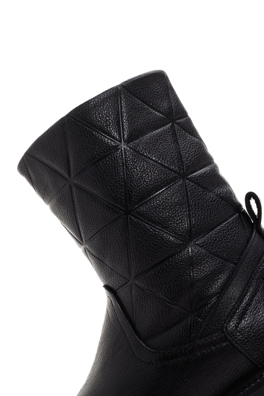 Women's Black Zippered Thick-Sole Leather Boots