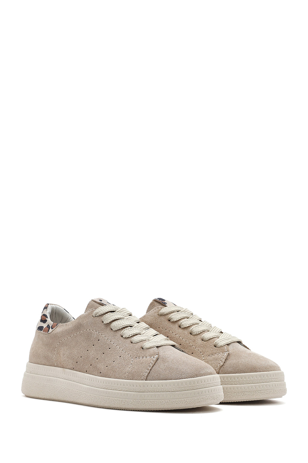 Kadın Bej Bağcıklı Süet Deri Sneaker
