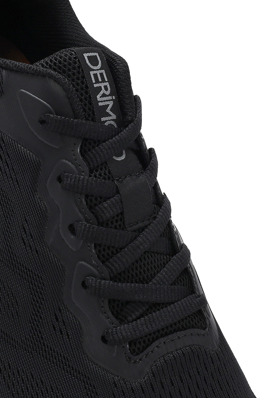 Men's Black Lace-Up Thick Sole Sneaker