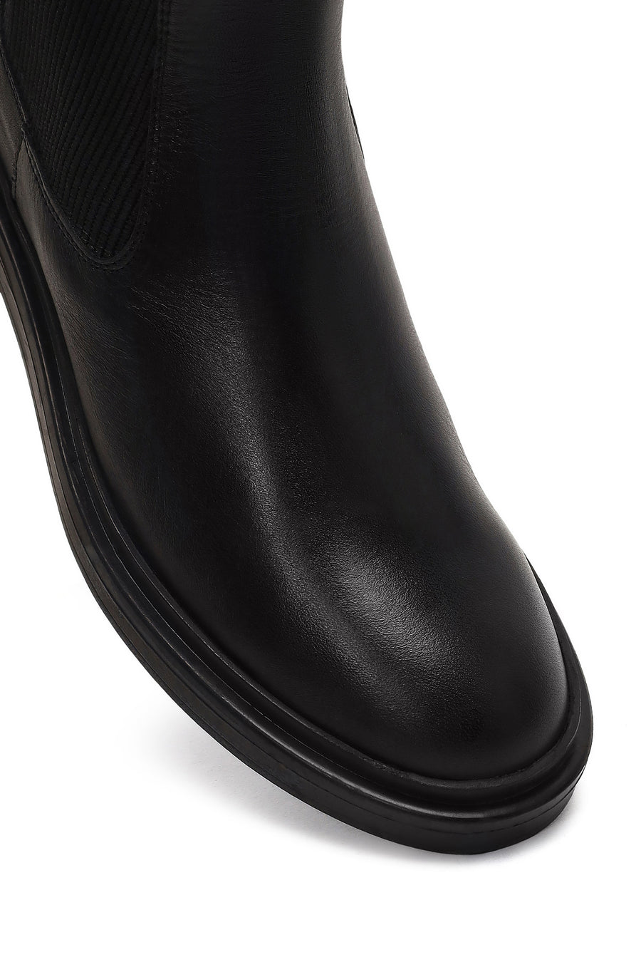 Woman Black Leather Chelsea Boots
