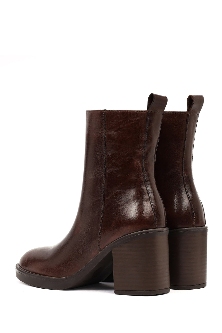 Woman Brown Zip Closure Chunky Heeled Leather Boots