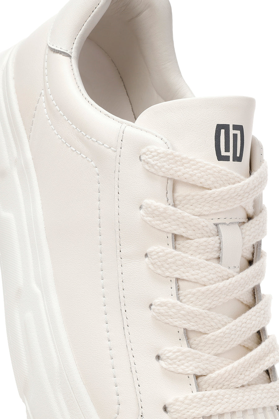 Men's White Lace-up Leather Sneaker