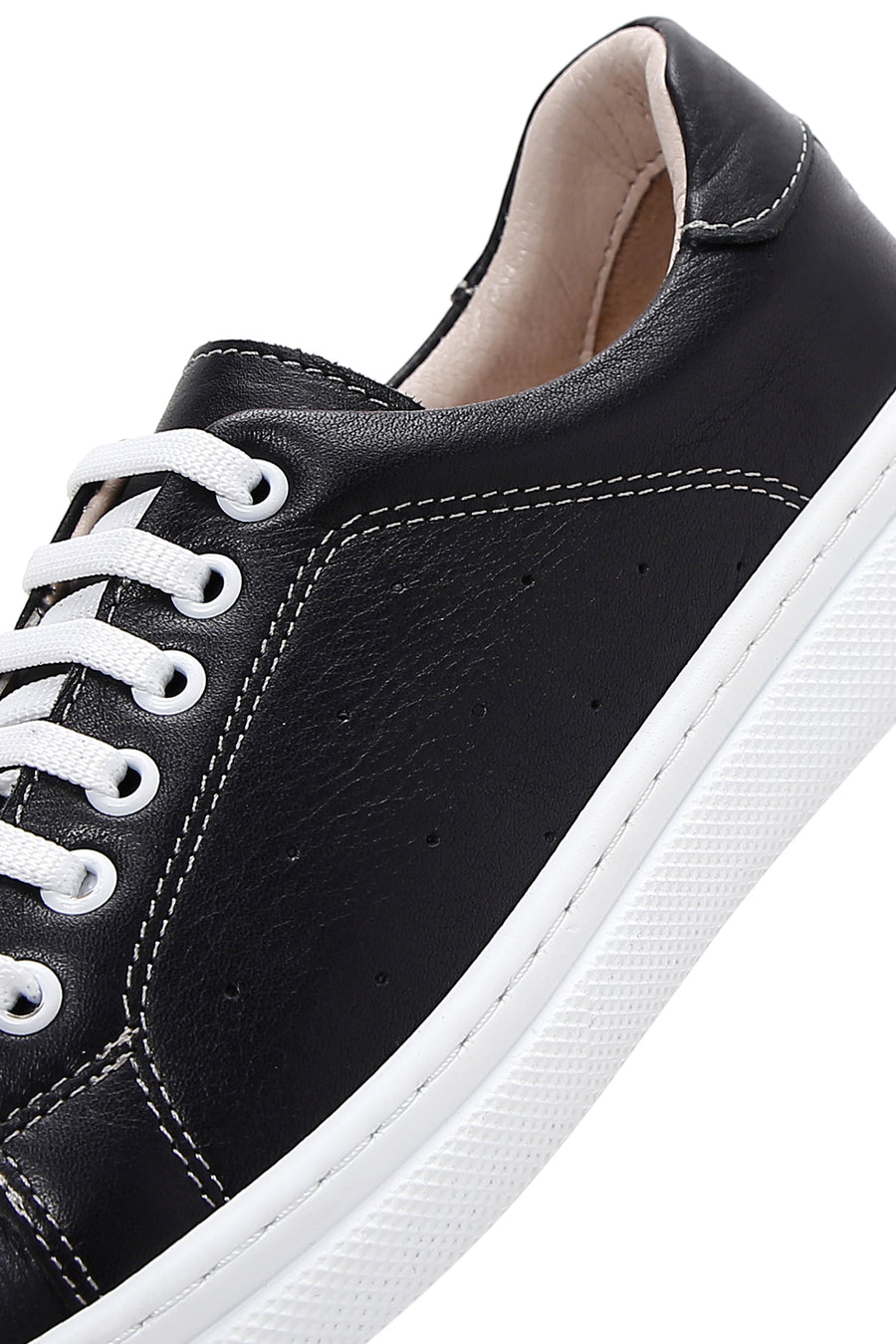 Women's Black Lace-Up Leather Sport Shoe