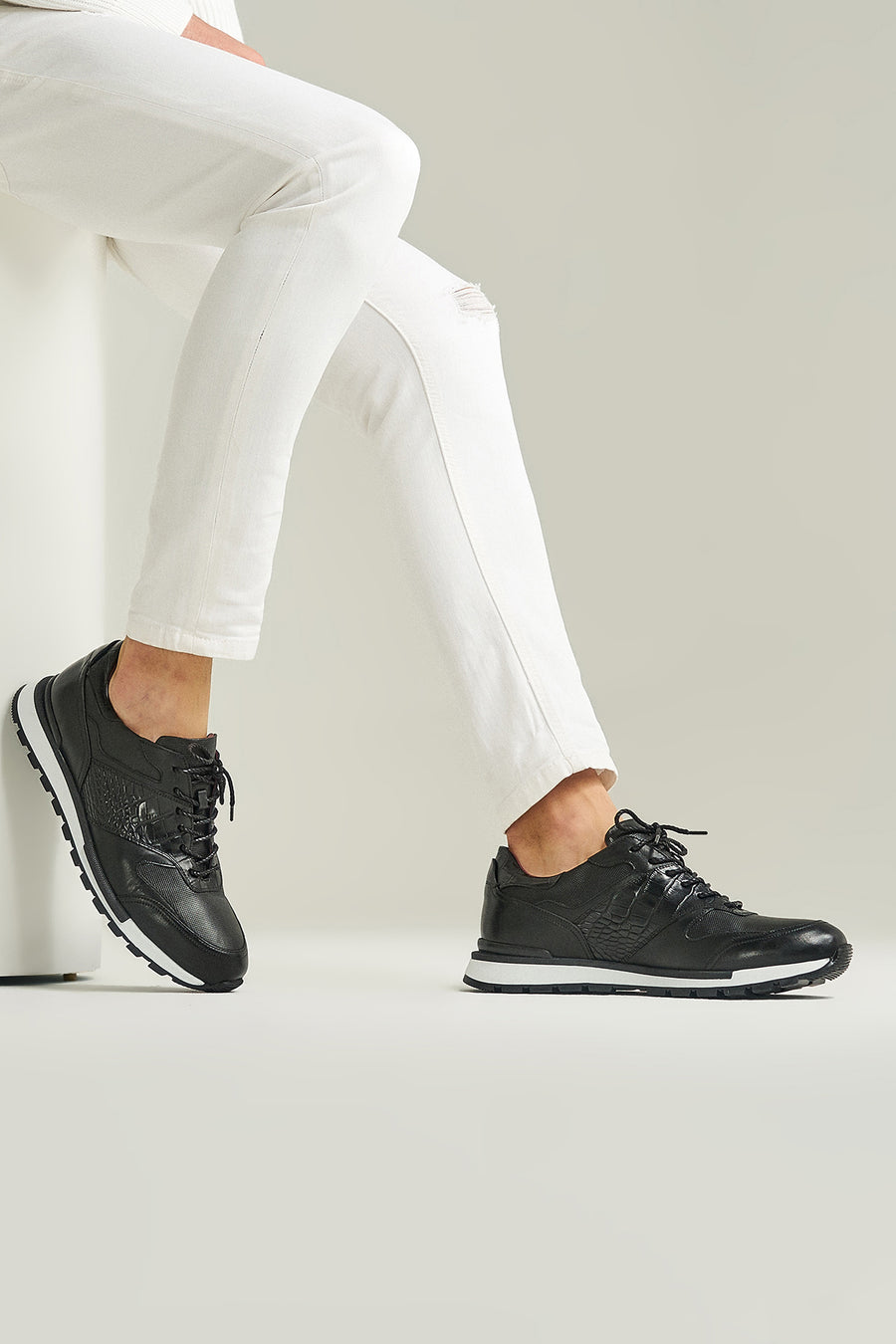 Crocodile Patterned Men's Leather Sneaker