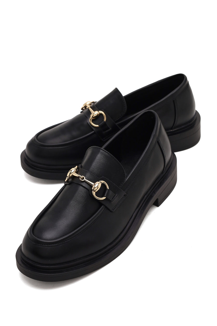Kadın Siyah Tokalı Maskülen Loafer