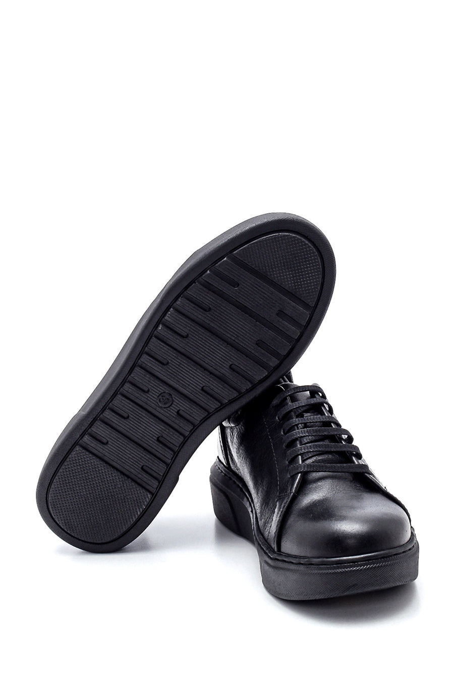 Women's Leather Metal Detailed Sneaker