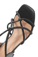 Kadın Siyah Taşlı İnce Topuklu Sandalet | Derimod