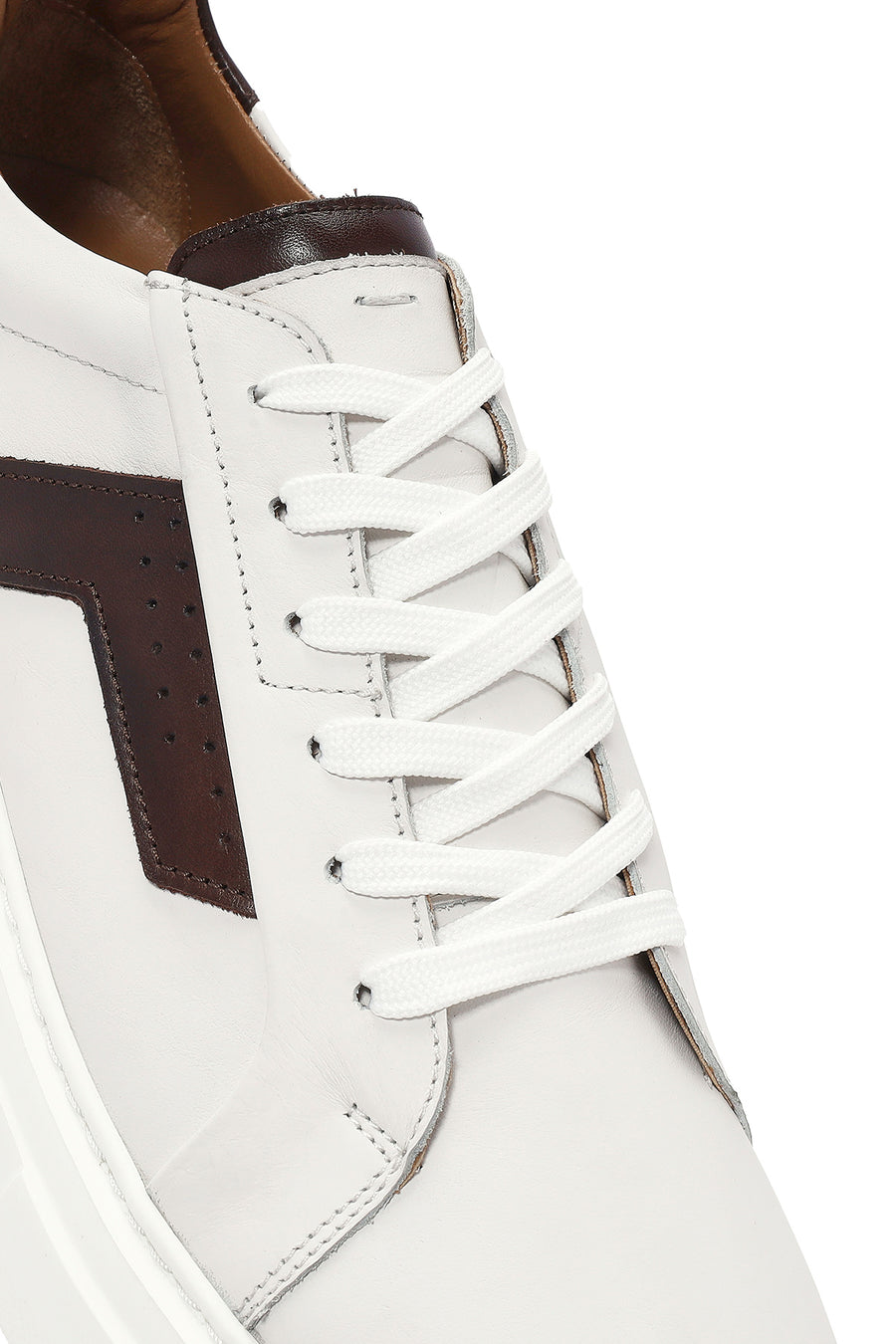 Men's White Lace-up Thick-Sole Leather Sneaker