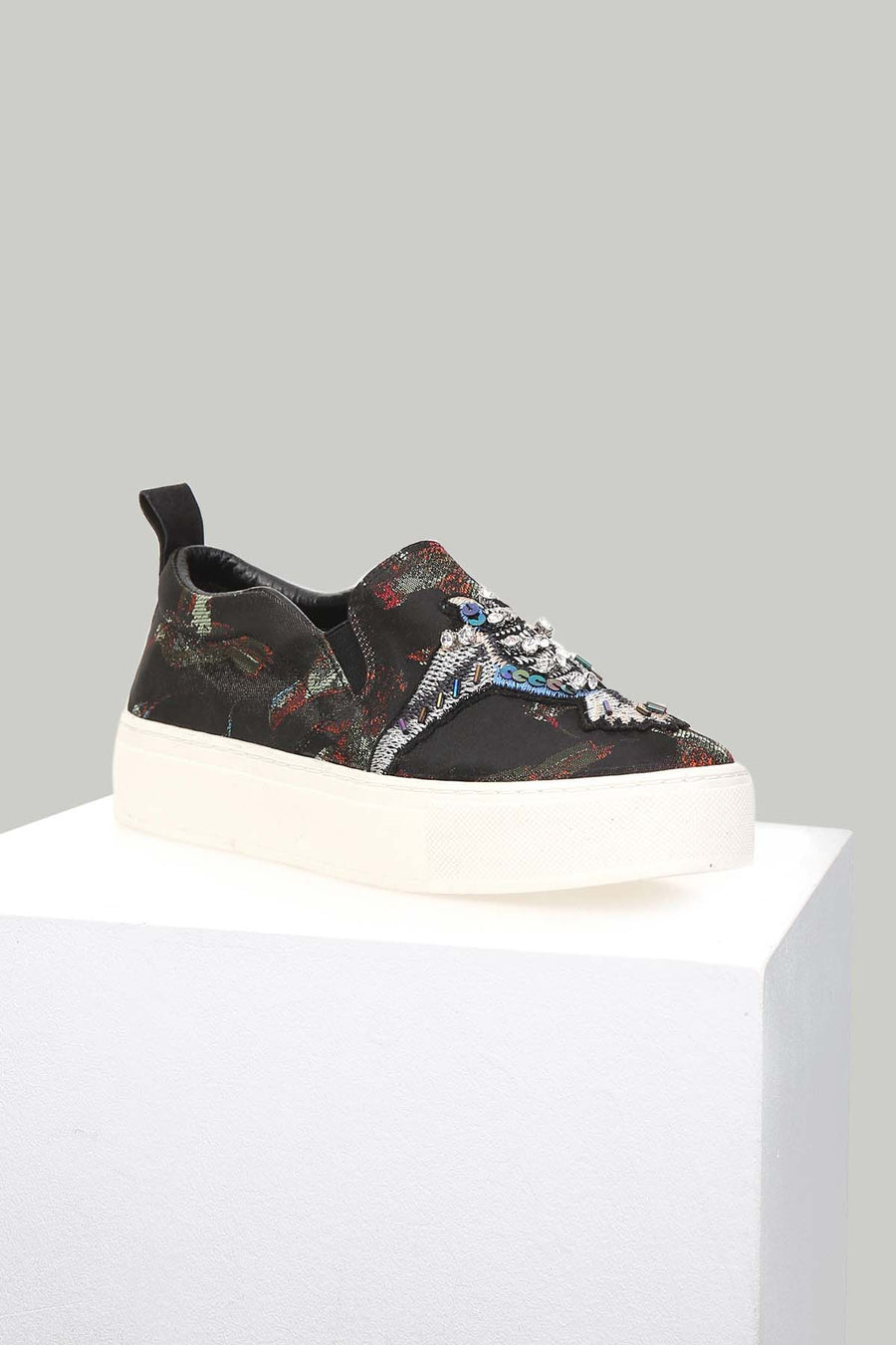 İşlemeli Kadın Sneaker 18SFD24166F | Derimod