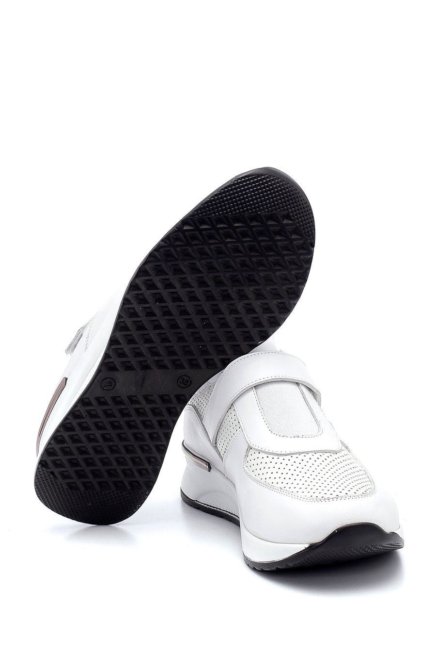 Women's Strappy Leather Shoes