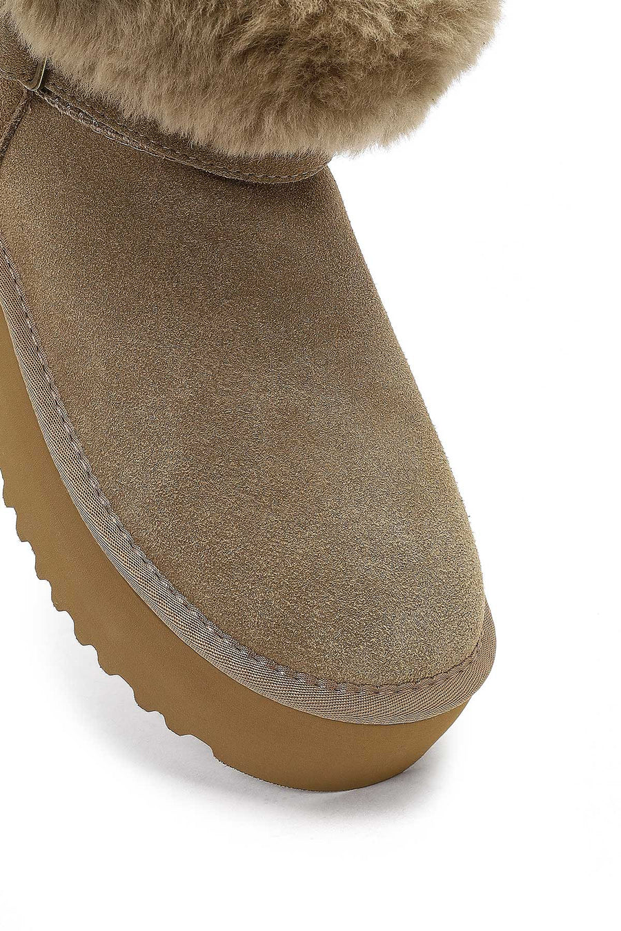 Women's Beige Thick-Soled Fur Detailed Suede Leather Teddy Boot