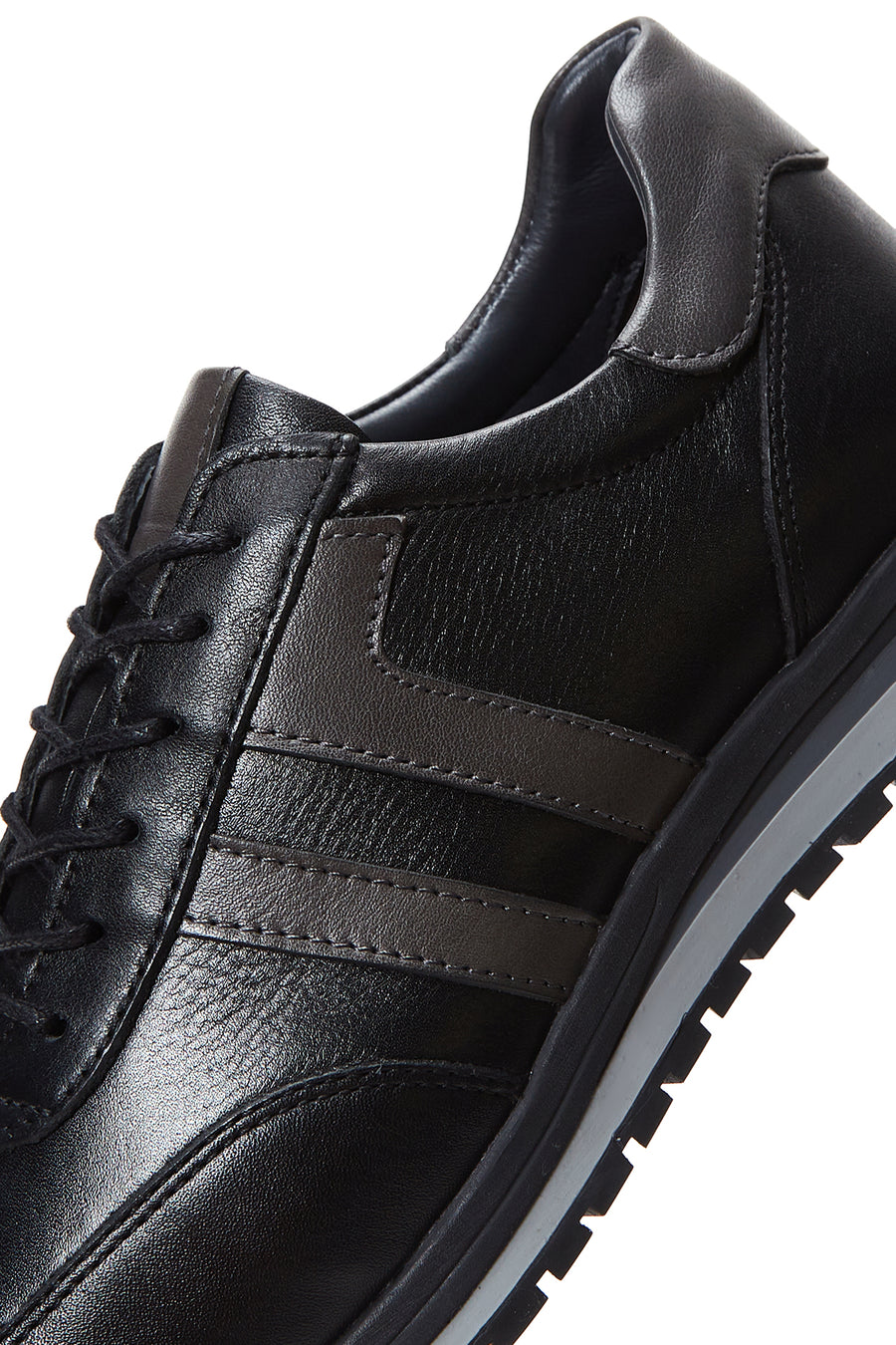 Men's Black Leather Casual Sneaker