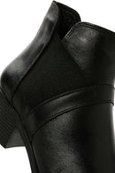 Women's Black Thick Heeled Zippered Leather Boots | Derimod