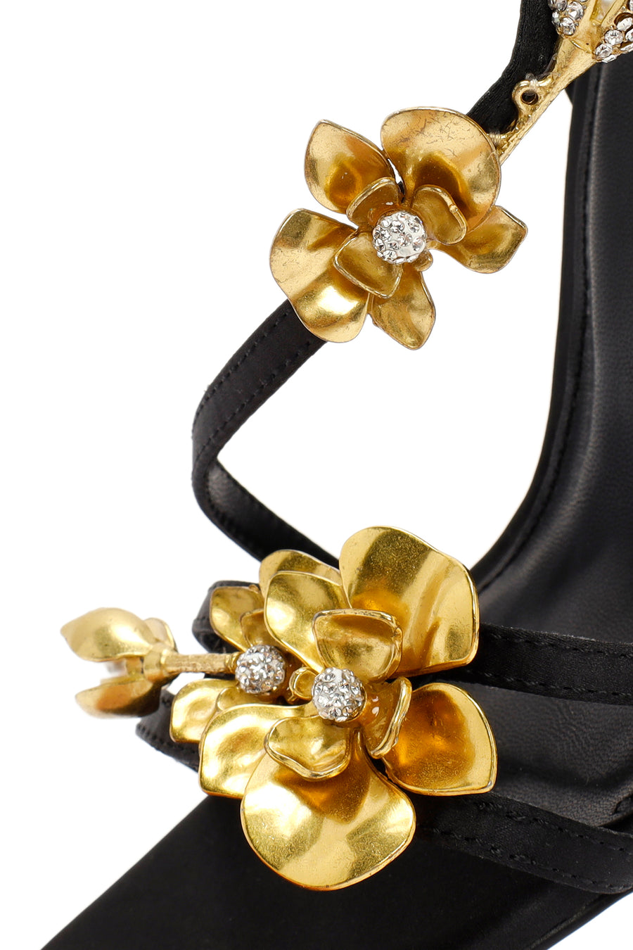 Women's Black Accessory Detailed Thin Heel Sandals