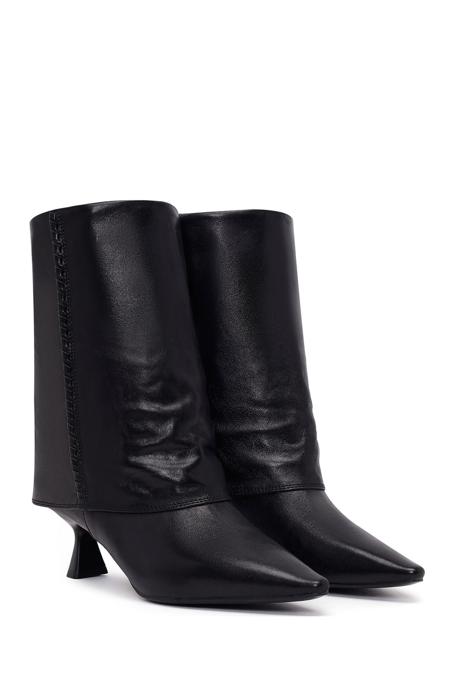 Woman Black Heeled Leather Boots