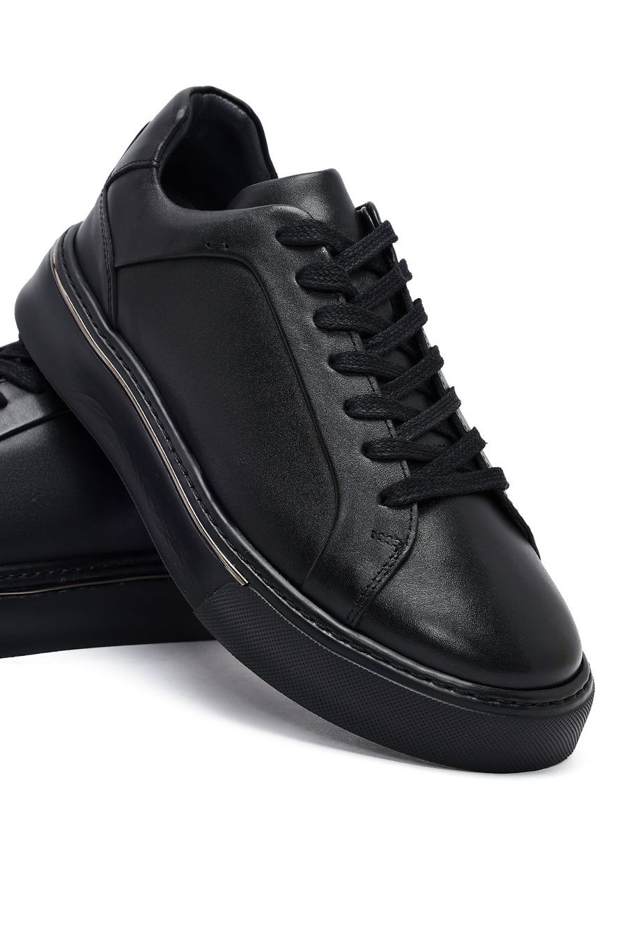 Erkek Siyah Bağcıklı Kalın Tabanlı Deri Sneaker