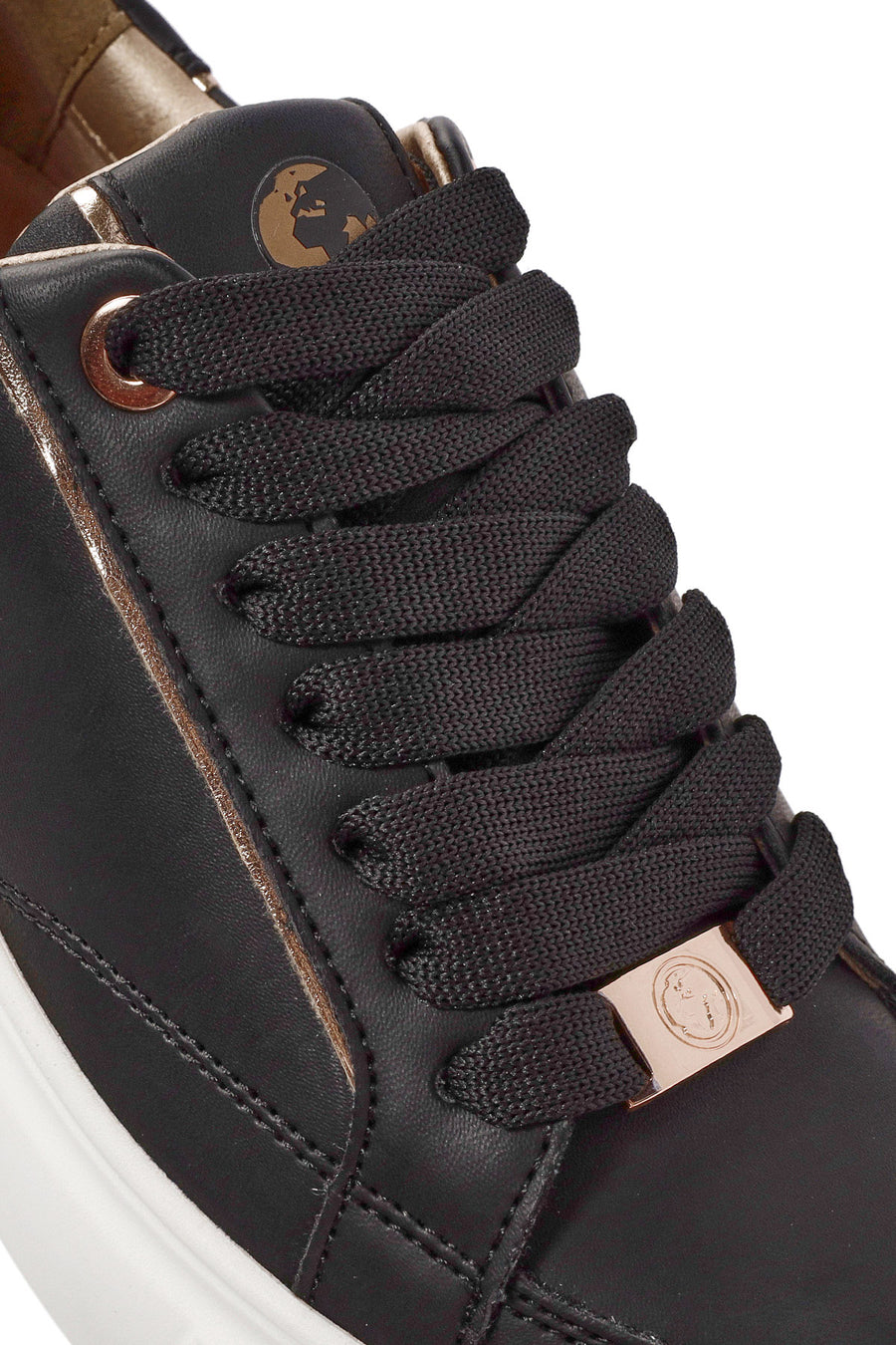 ACBC x Derimod Kadın Siyah Bağcıklı Kalın Tabanlı Sneaker