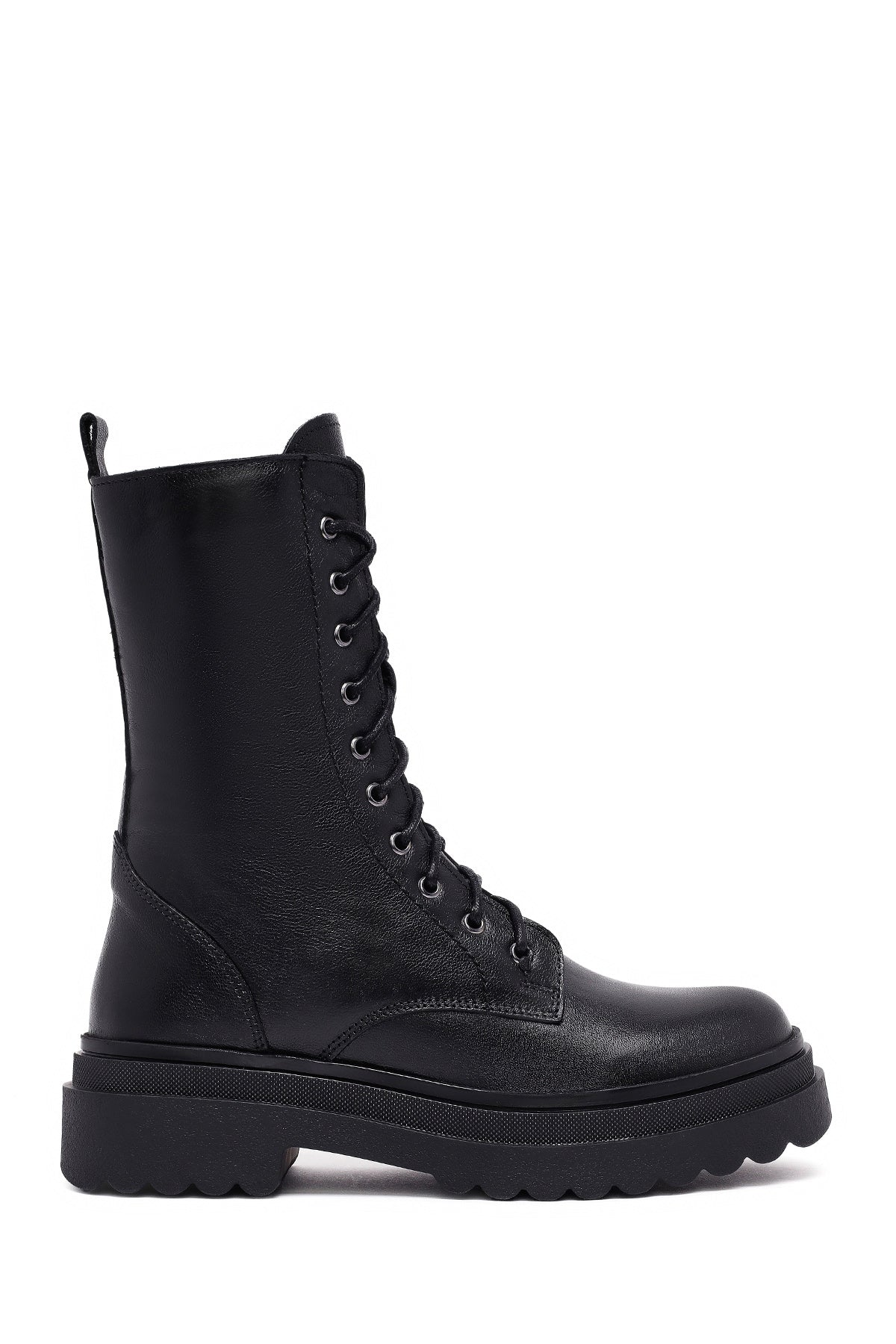 Woman Black Zip Closure Leather Combat Boots WF190025DV | Derimod