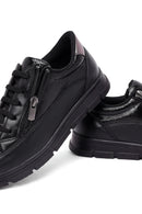 Woman Black Lace-Up Sneakers | Derimod
