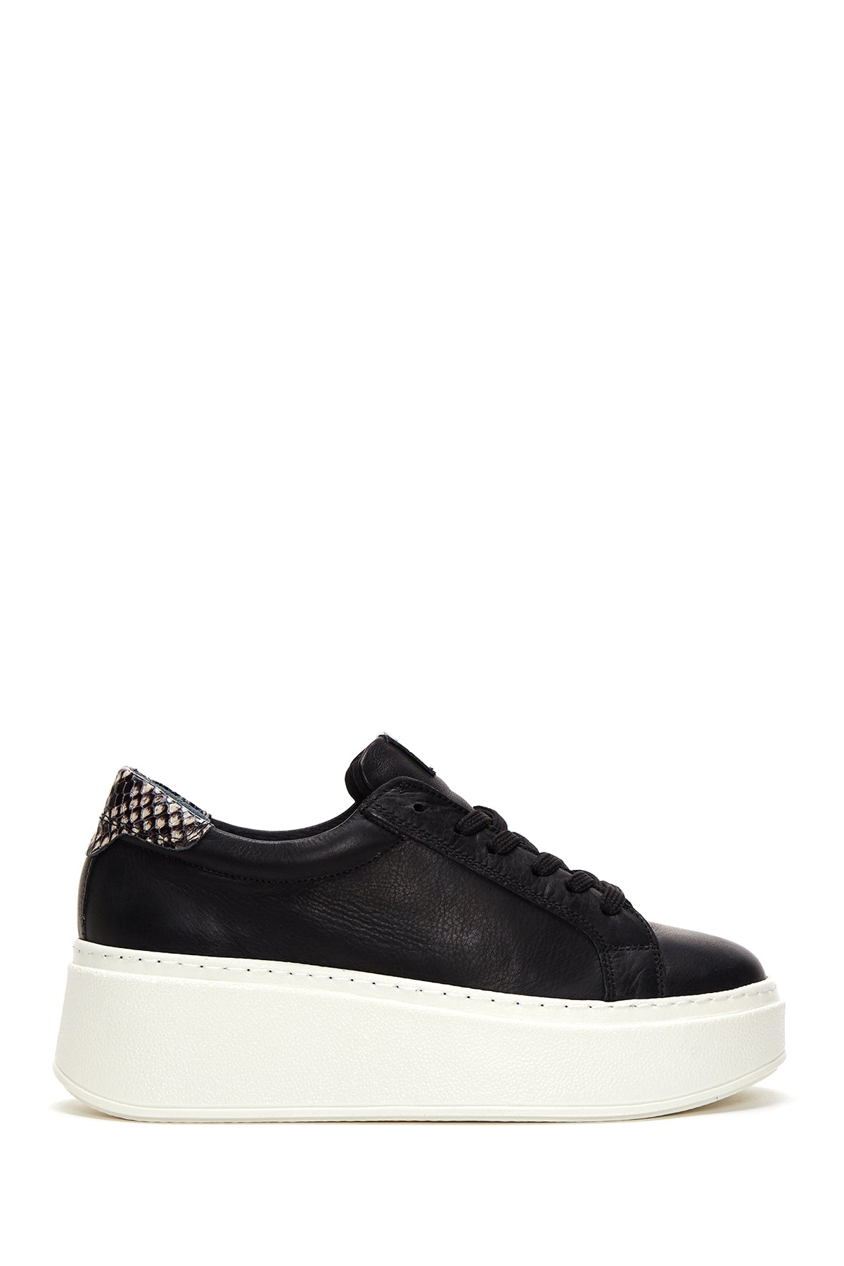 Women's Black Leather Thick Soled Sneaker 23WFD370418 | Derimod