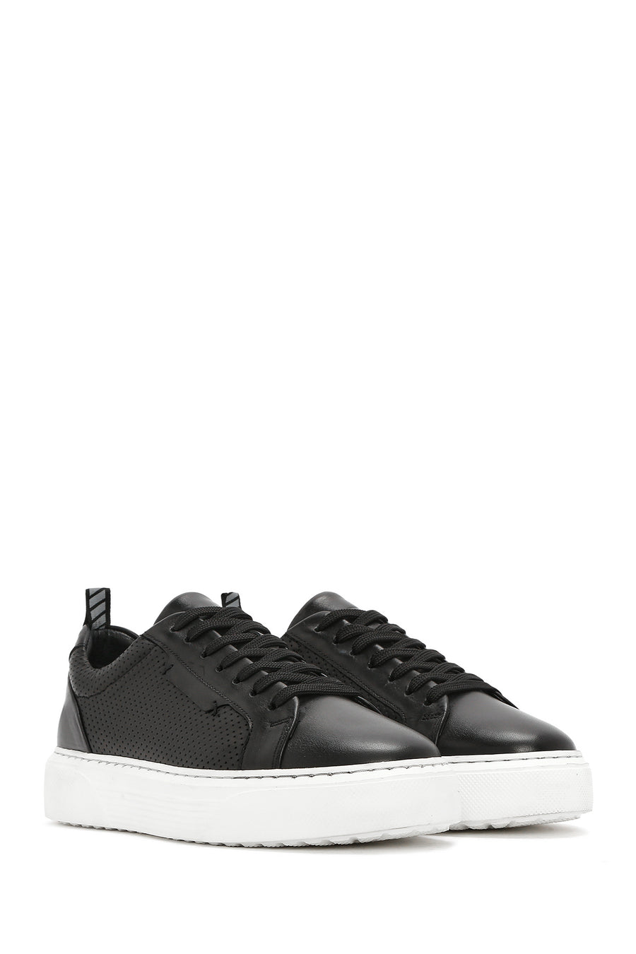 Men's Black Lace-up Leather Sneaker