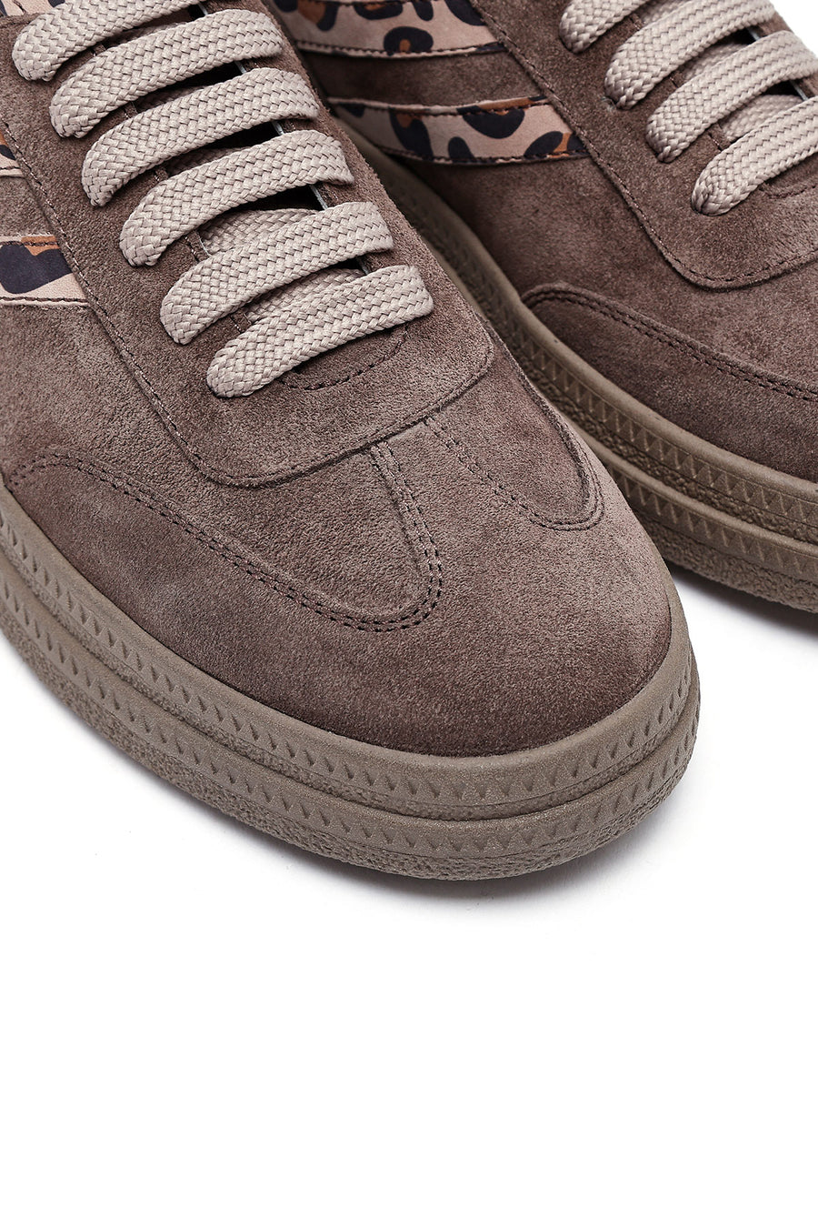 Woman Mink Lace-Up Suede Leather Sneaker